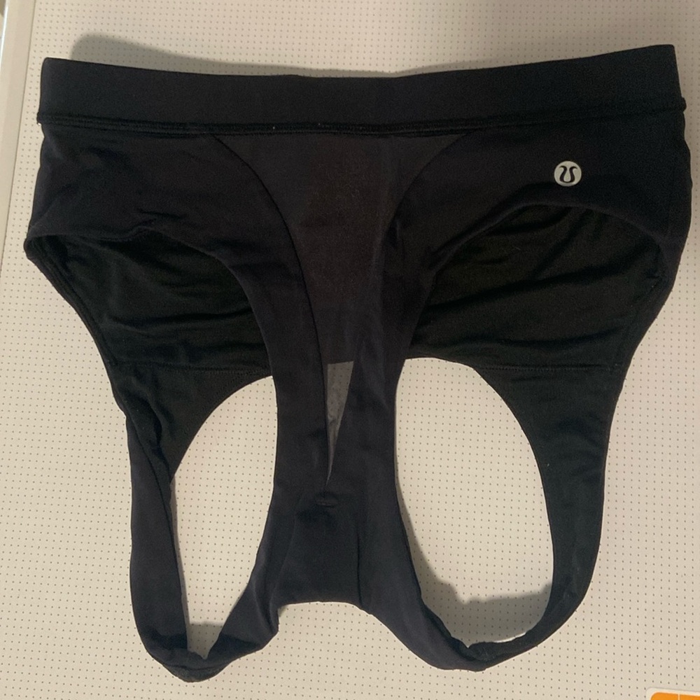 Lululemon Invigorate Bra, black sz 6